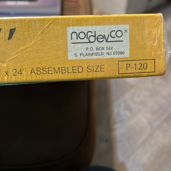 NIB “All Aboard!!” Over 600 Interlocking Piece Puzzle - Picture 4 of 6